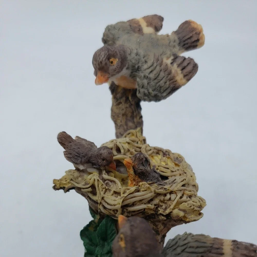 Virginia's Warbler Bird Figurine With‎ Babies In Nest On Branch China SKU#576595
